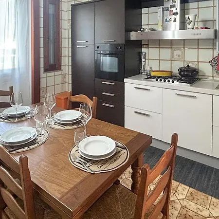 Lovely In * Collesalvetti